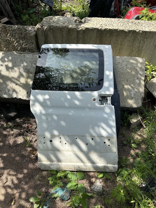 Дверь боковая здвижная пежо партнер ситроен берлинго