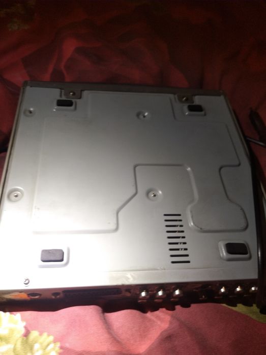 Продам плеер можно на запчасти