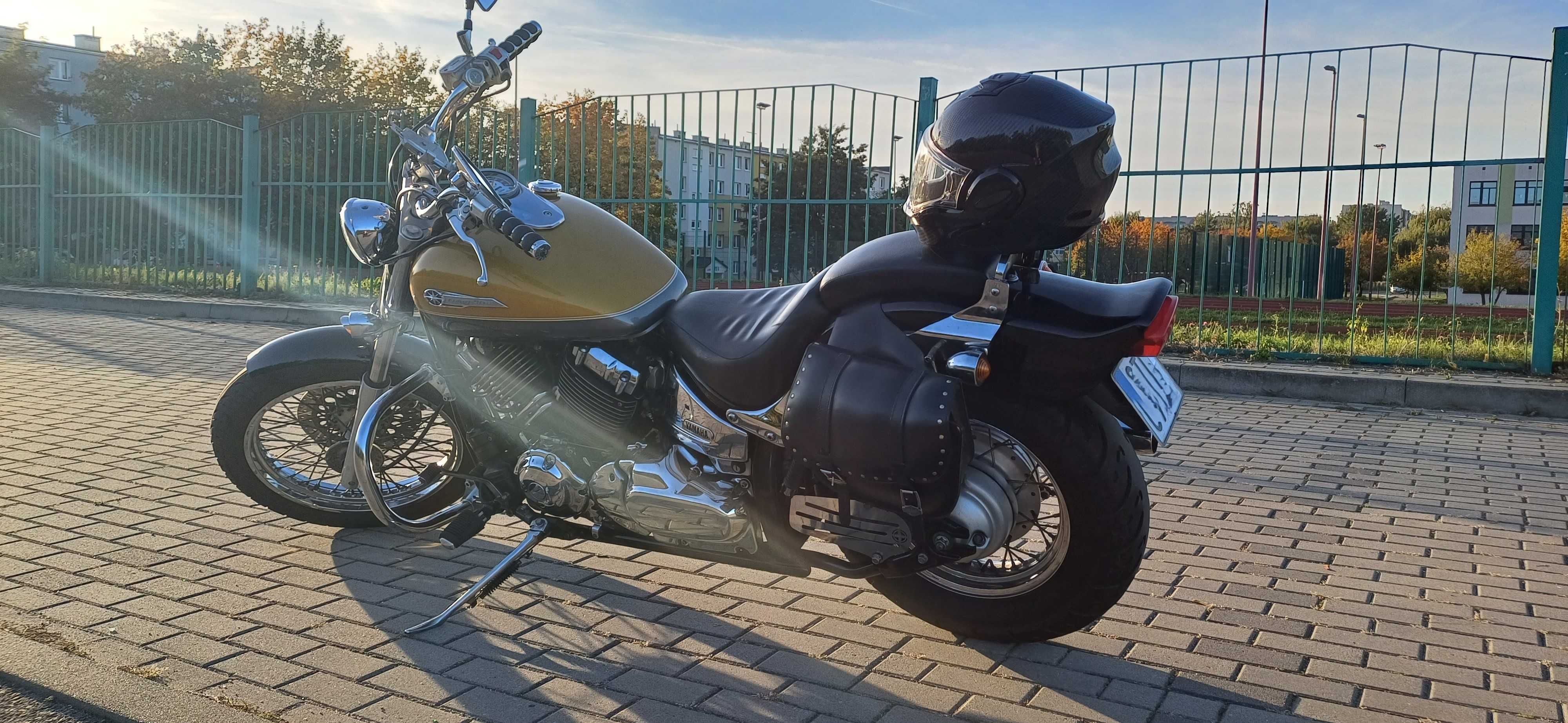 Yamaha XVS 650 Drag star