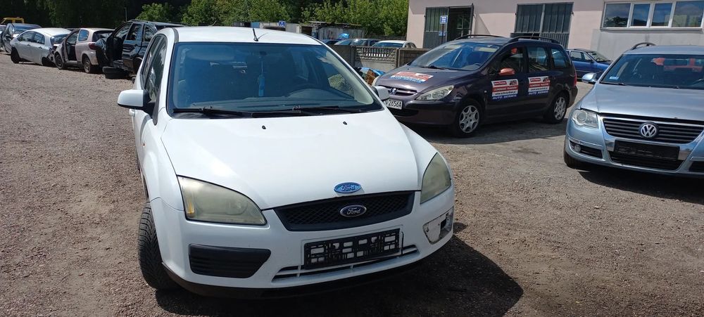 Ford Focus mk2 1.6 tdci 06r kombi wszystkie części