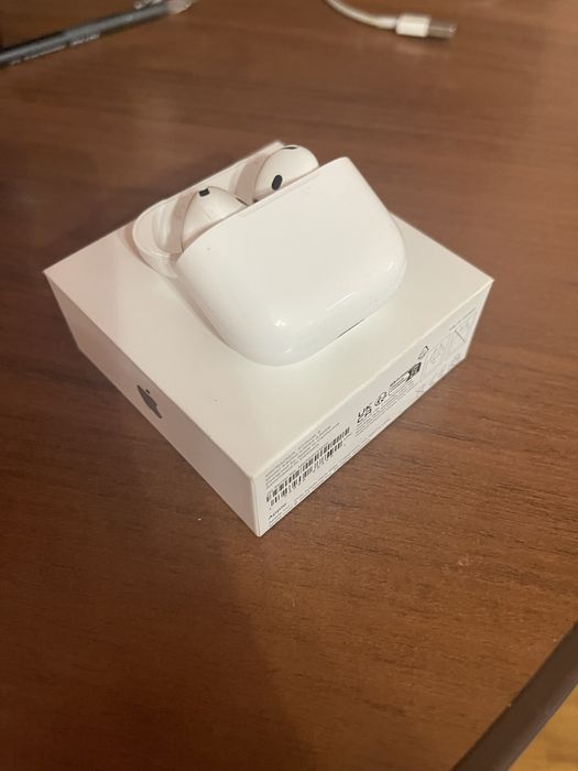Apple AirPods 4 1 в 1 до оригіналу
