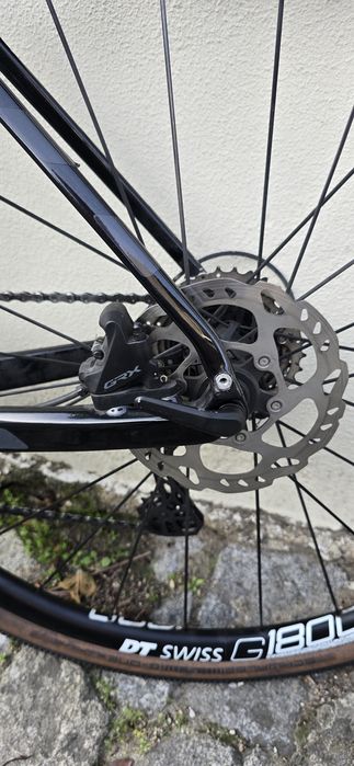 Bicicleta gravel carbono