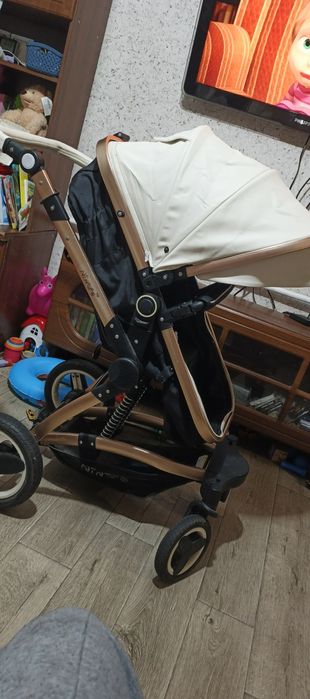 Коляска 2в1 як для дівчинки так і для хлопчика