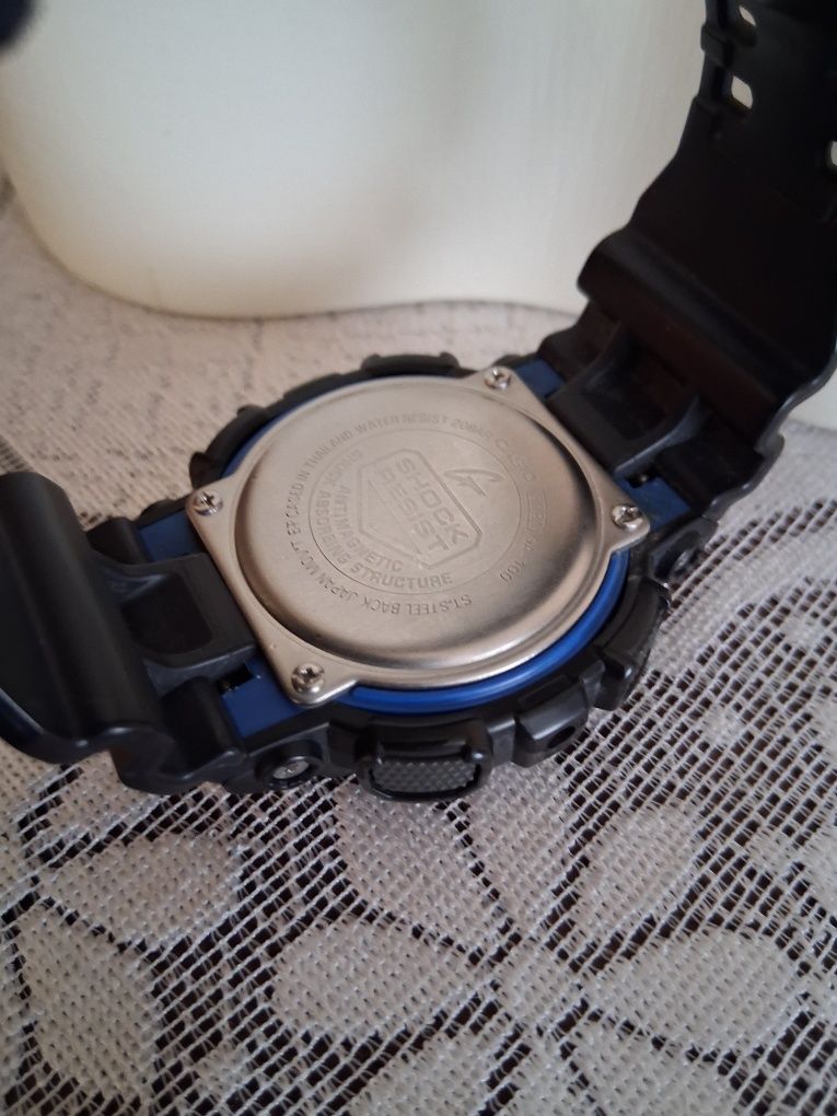 Sprzedam zegarek Casio g-shock ga 100.