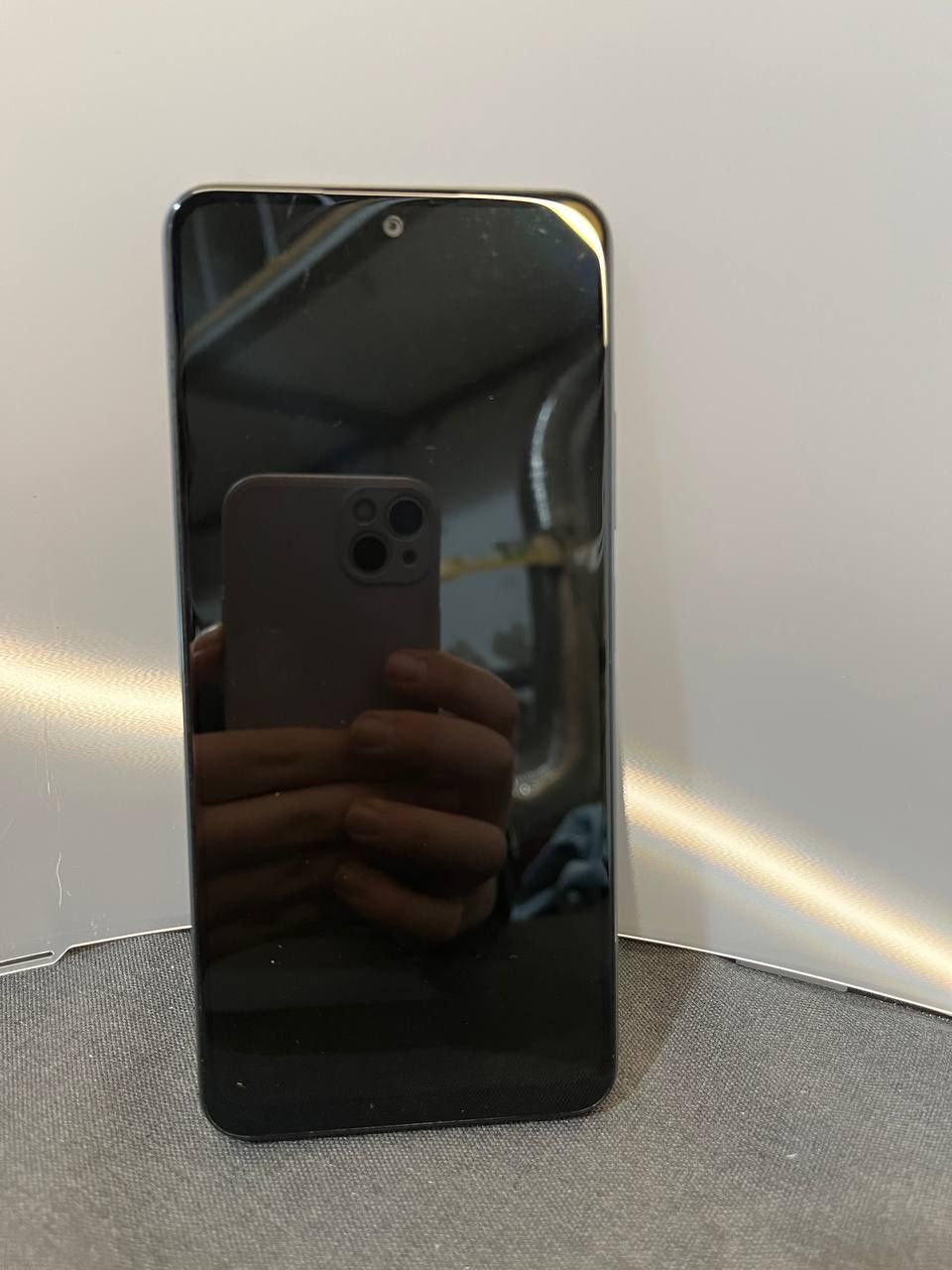 Xiaomi Redmi Note 12 5G, цвет onyx gray.