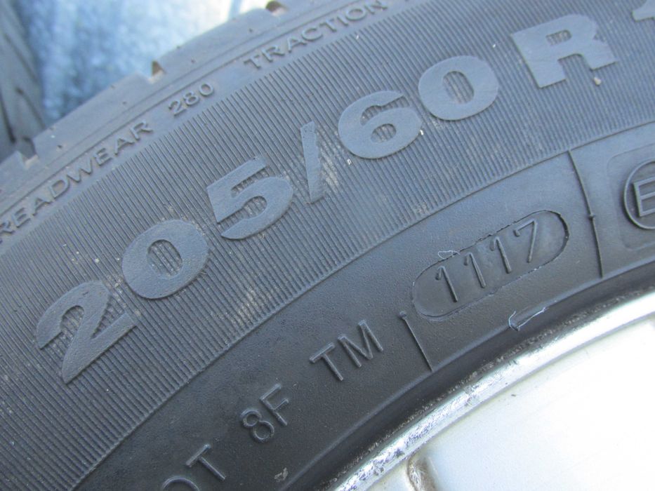 15" VW Passat B5 Golf V VI Audi A6 A4 śr. 5x112