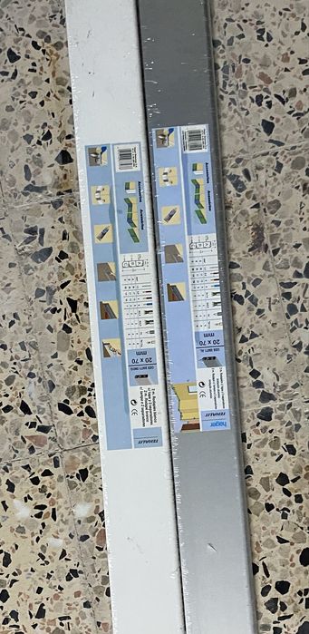 Rodapé em PVC com tampa