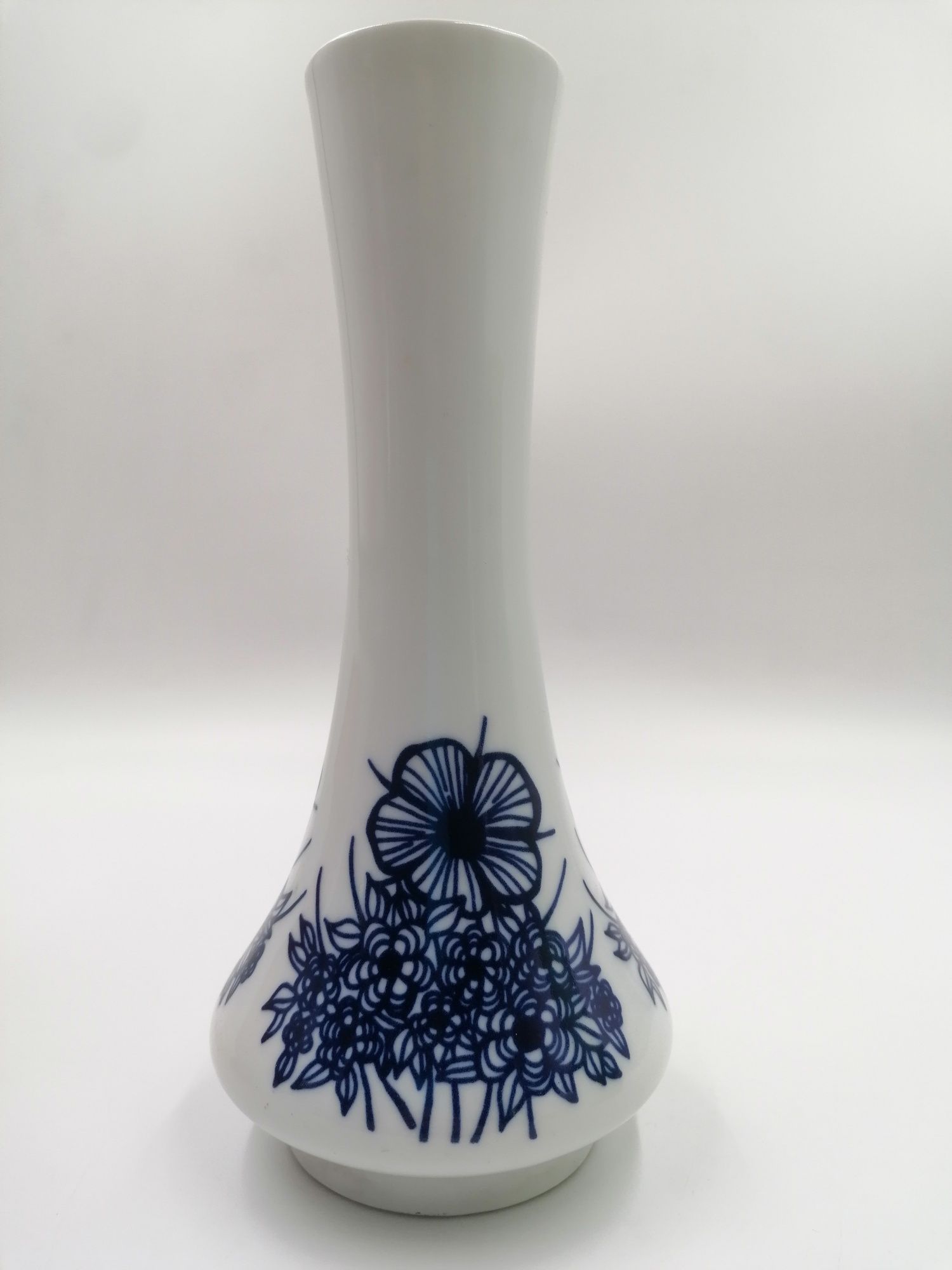 Porcelanowy wysoki wazon Bogucice