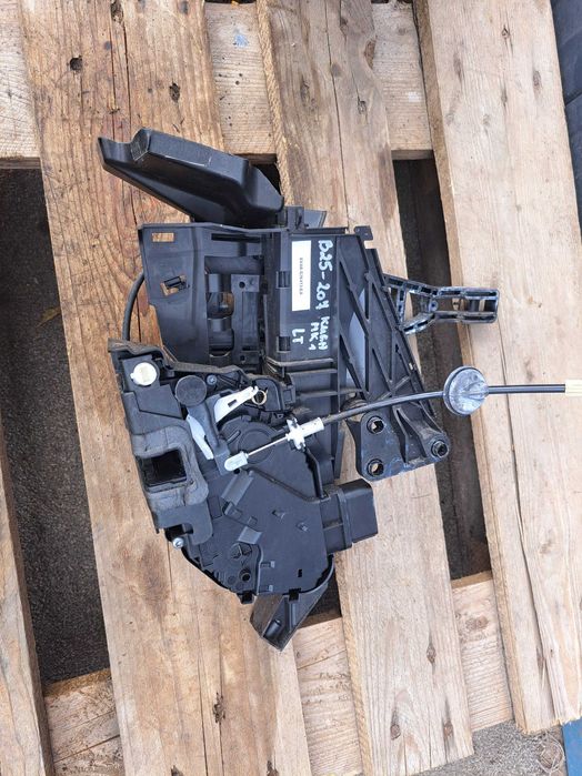 Zamek drzwi LEWY TYŁ Ford Kuga Mk1 8V4A-S26413-EA