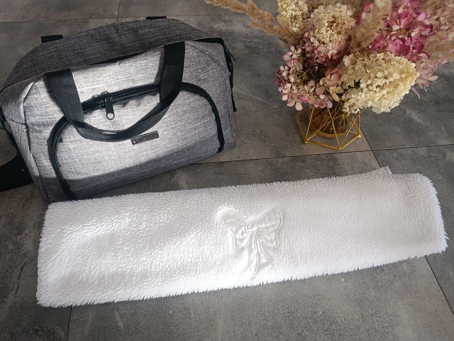 Torba do wózka na ramię Zagatto  i biały kocyk