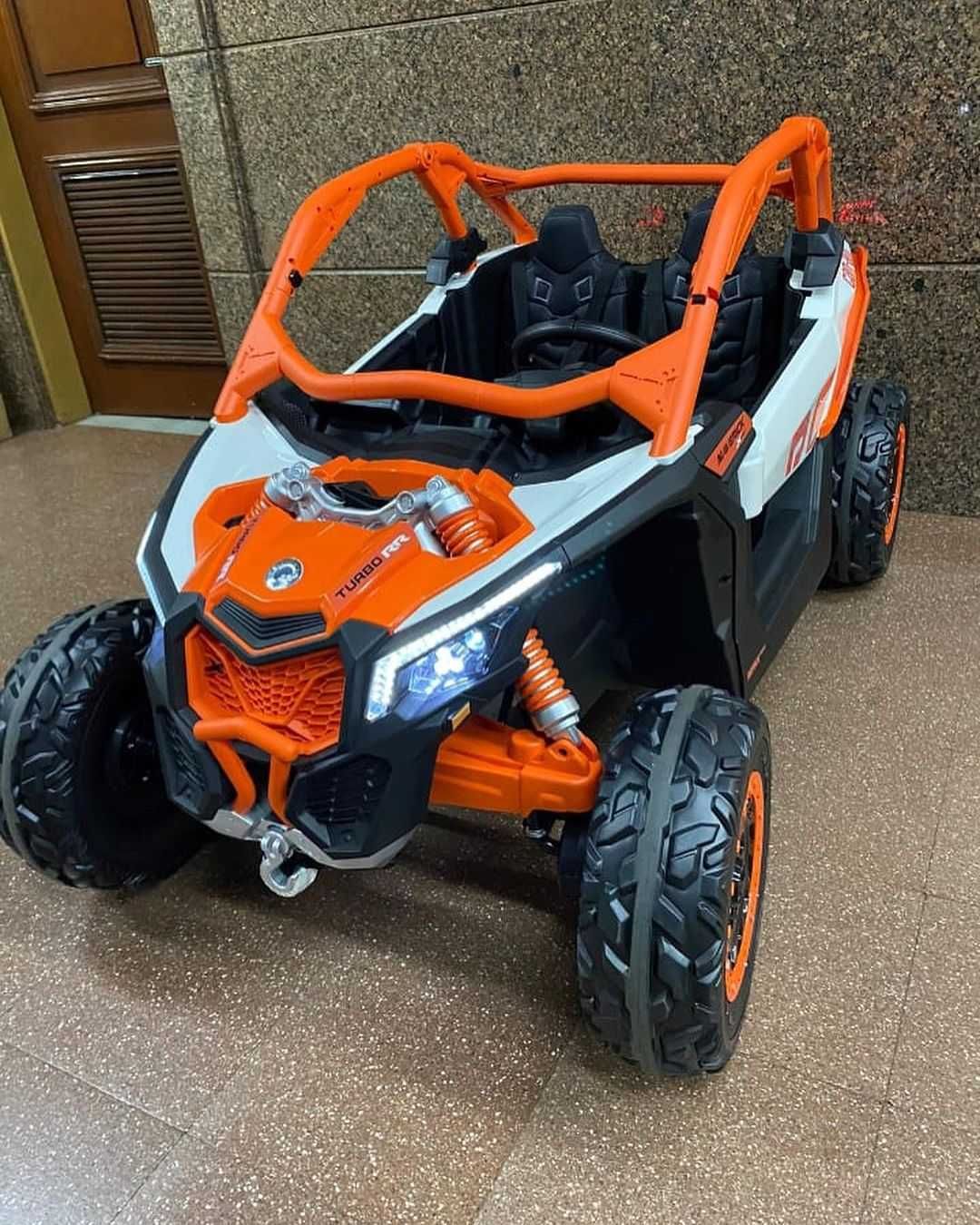 Duże BUGGY CAN-AM MAVERICK 2024 dla dzieci NAPĘD 4x4 24V PILOT