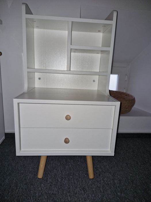 Biała szafka nocna komoda skandynawski styl