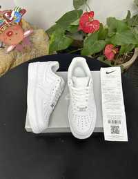 Nike Air Force 1 low '07 White EU 42