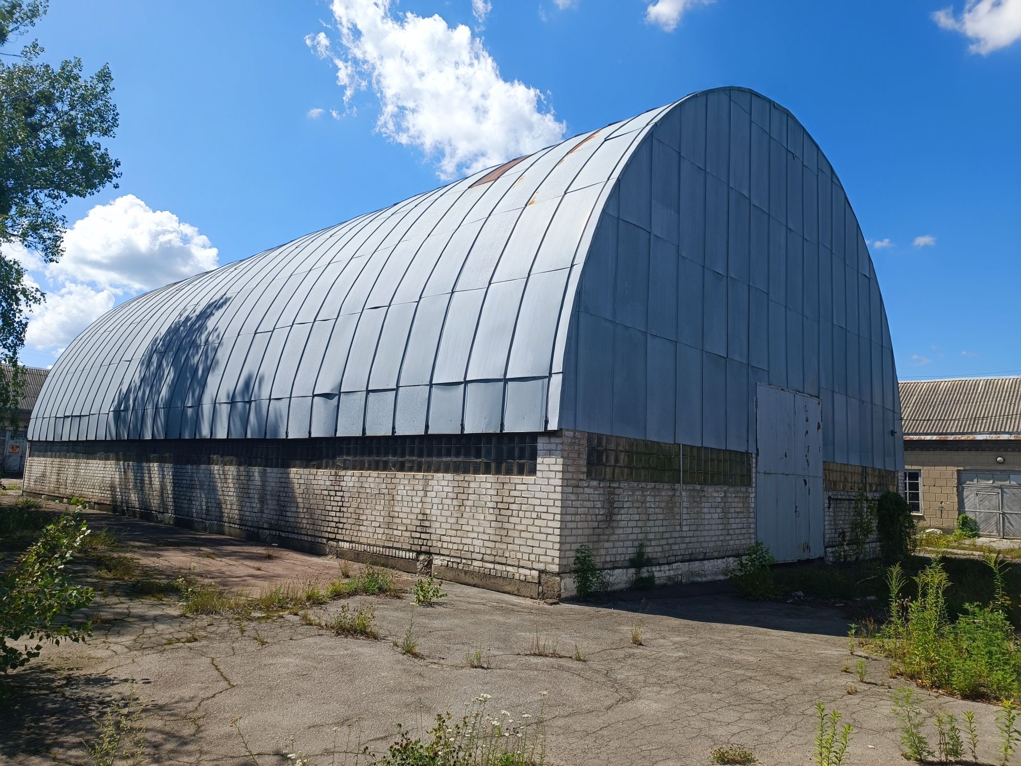 оренда приміщень складів боксів від 30 до 70 квадратів. район глобала