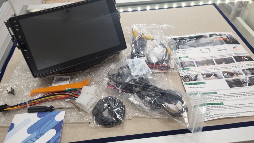 Radio toyota rav4 android