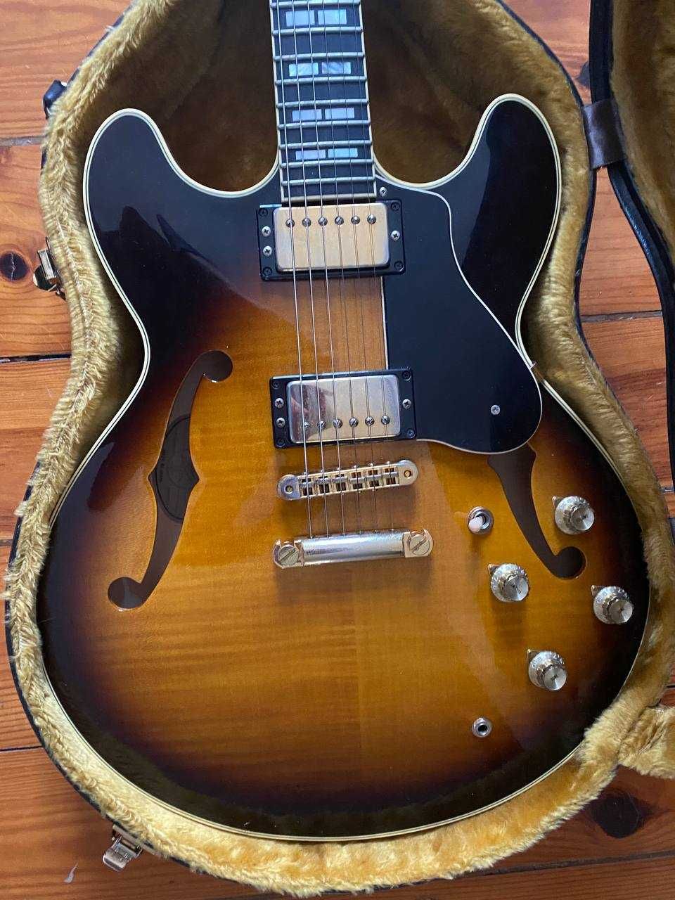 Semi-Hollow Guitarra Yamaha SA2200 Japones