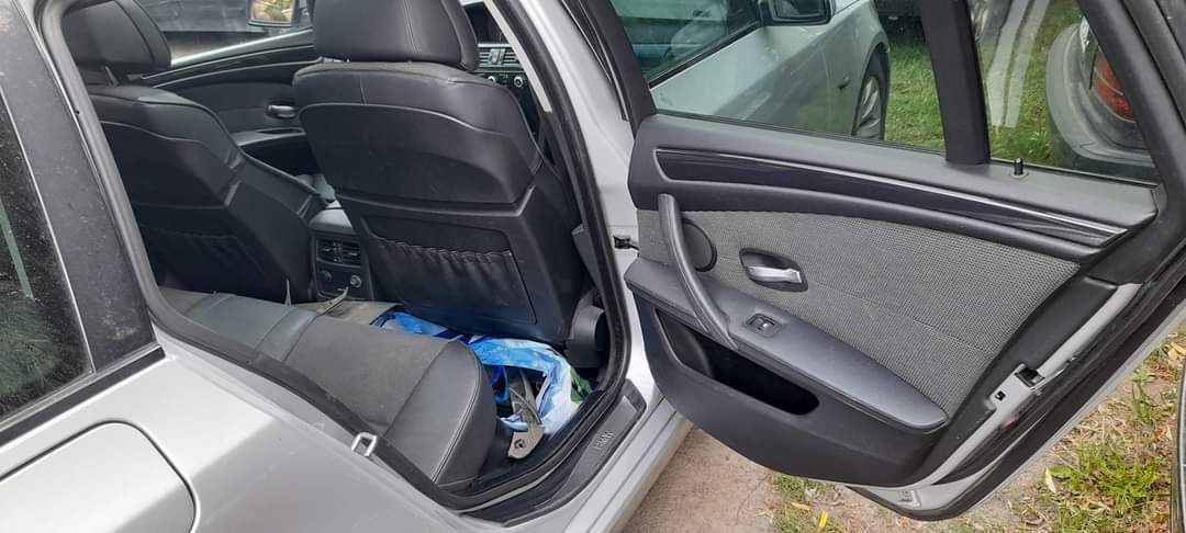 Wnętrze BMW e61 lift komforty półskóry grzane , boczki pod l7