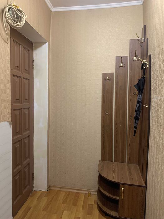 Соц.місто. Поряд з ринком