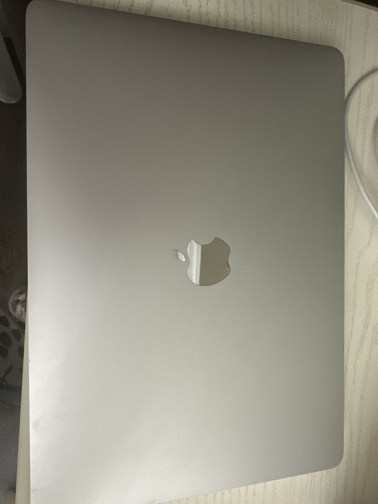 MacBook air 13-inch