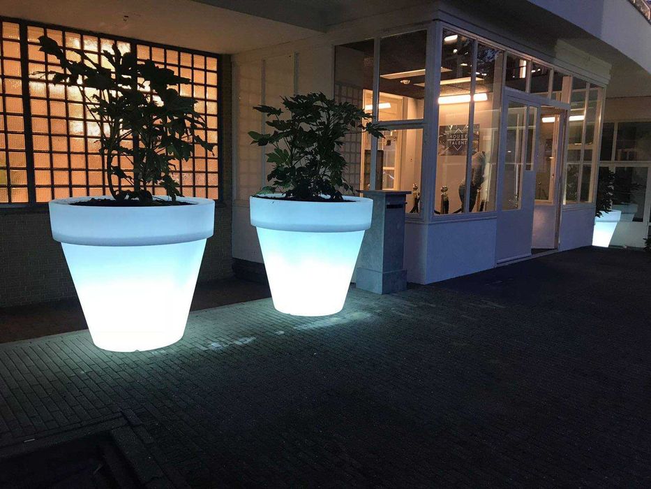 Mobiliario led bares vasos mesas