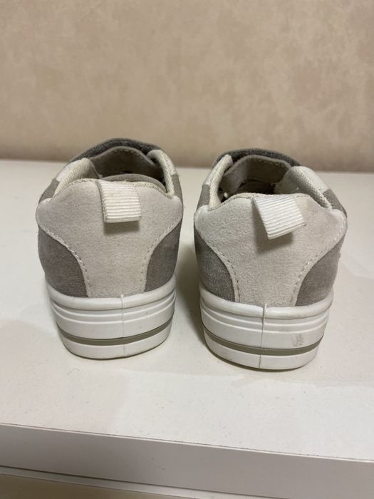 Кеди sinsay 21 pозмір