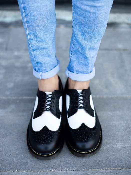 Туфли кожаные Dr.Martens 3989 Black White Brogue Bex Oxfor