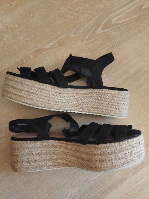 Sandálias usadas 1 vez