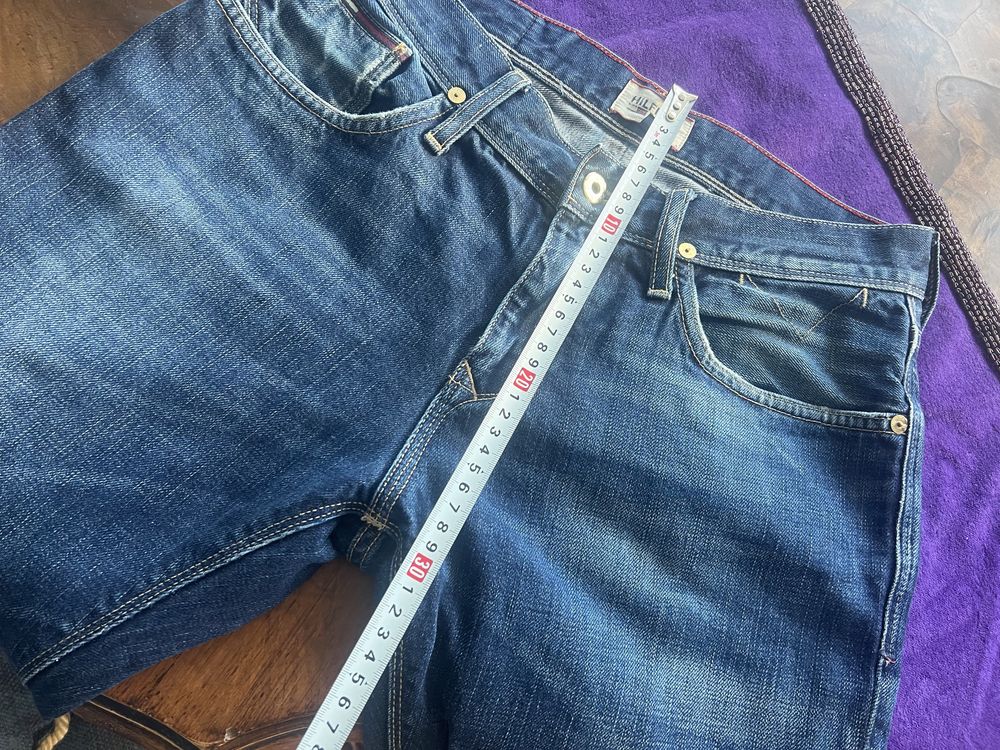 Hilfiger jeansy męskie 30/32 granatow 85