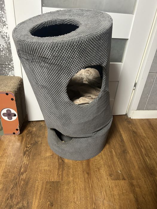 Drapak/budka dla kota