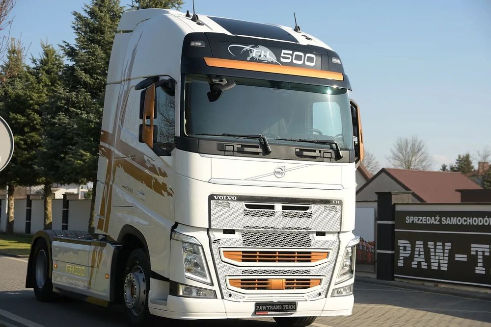 Volvo FH 500///* 2018////* GLOBETROTTER///* XXL///* ZABUDOWY MIEDZYOSIOWE///* STANDARD///* STAN BARDZO DOBRY