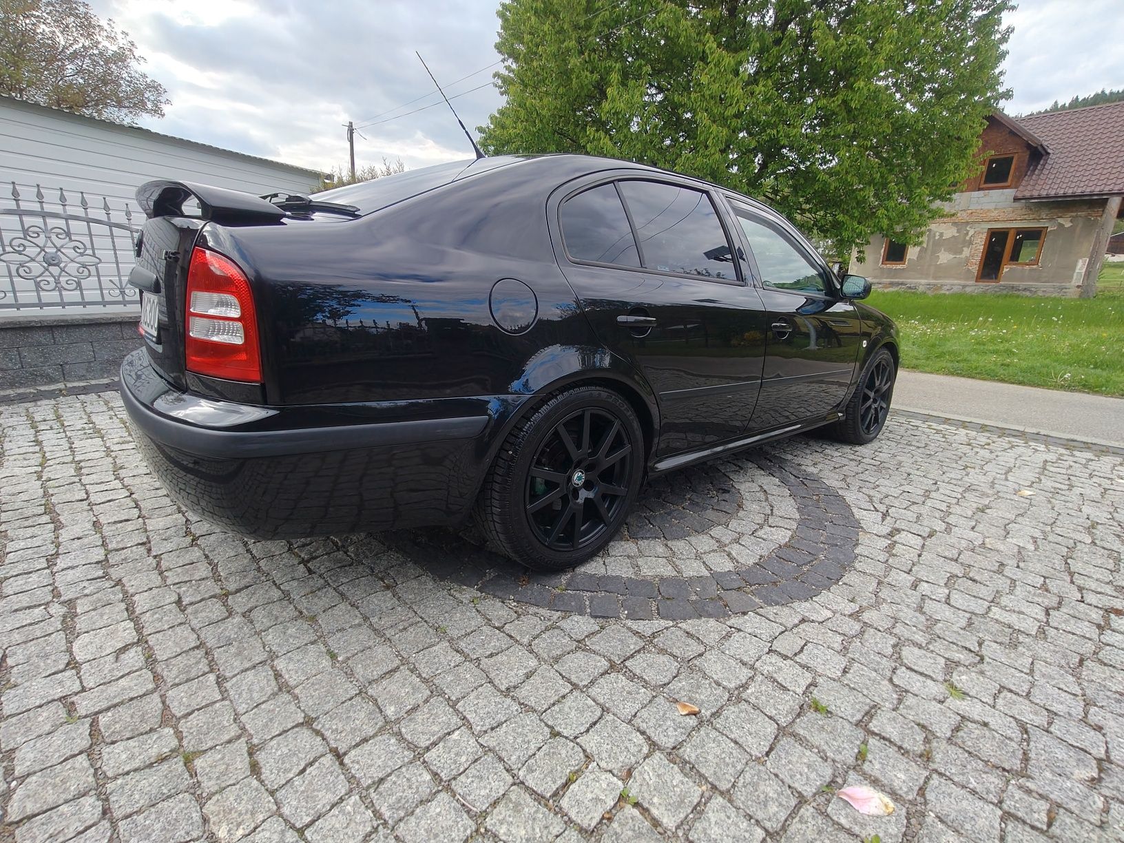 Skoda Octavia RS 1.8T 179KM | Czarna, Gwint, | RS z