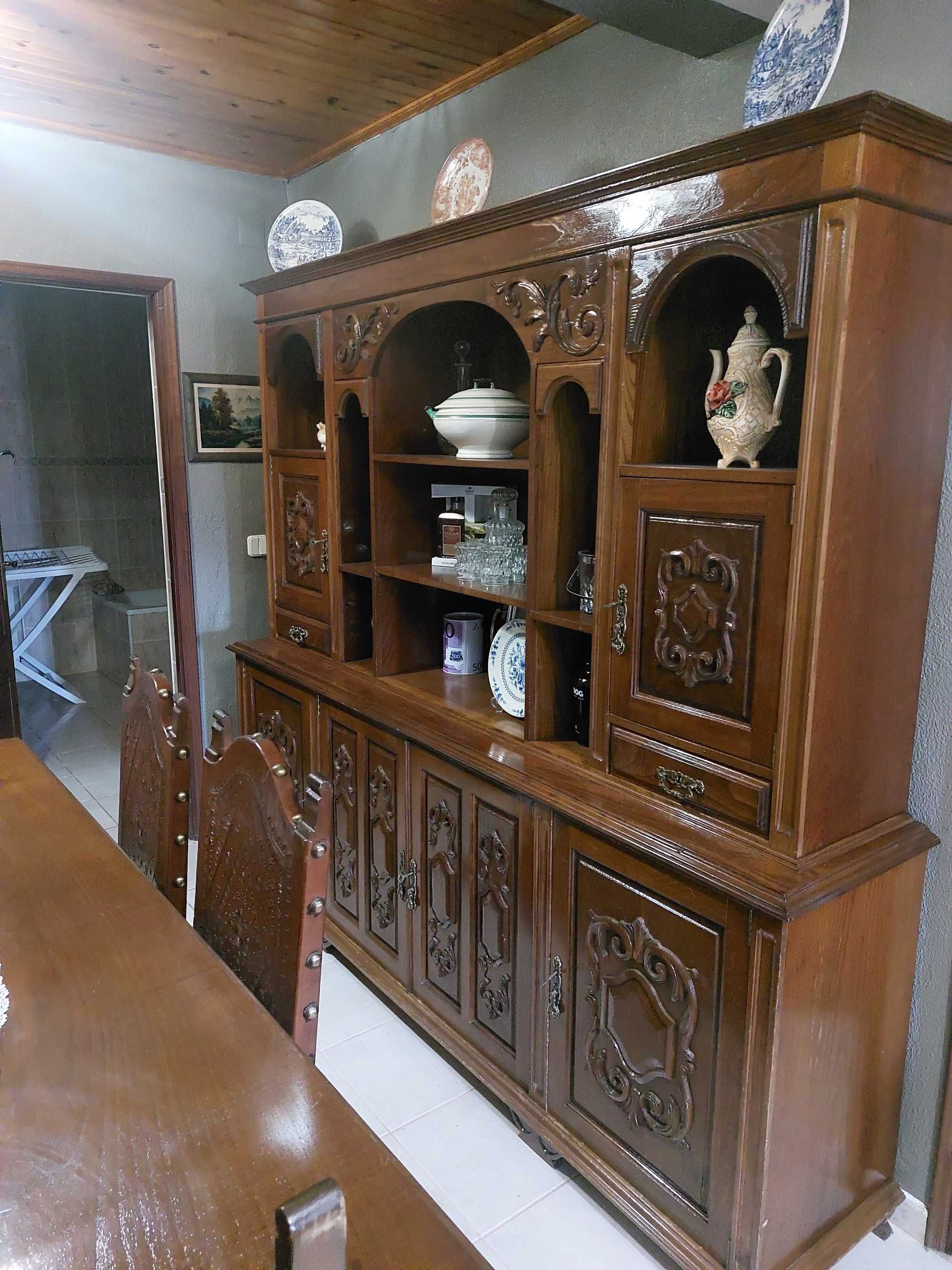 Mobília de sala de jantar