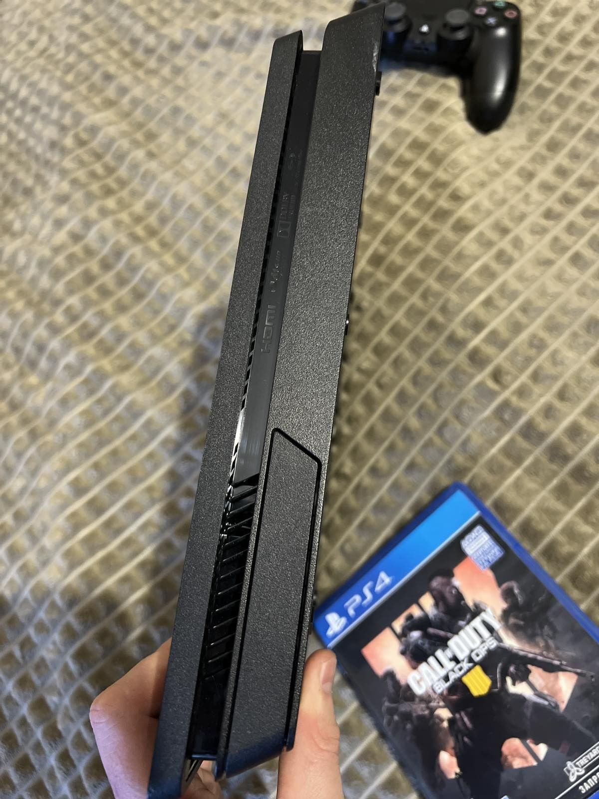 Продам Ps4 slim, ідеальний стан