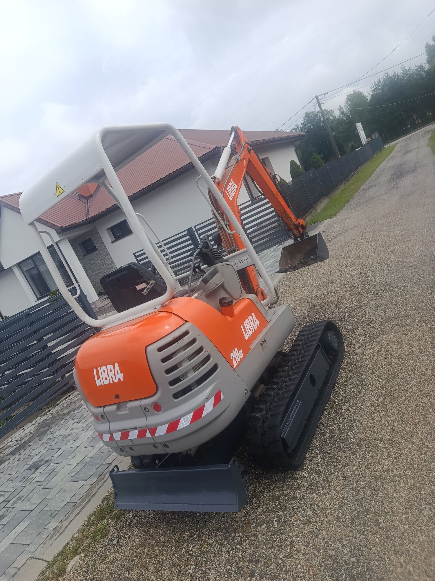 Minikoparka Libra 218SV 1.75t Kubota Super Stan