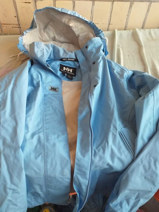 Куртки женские осенние