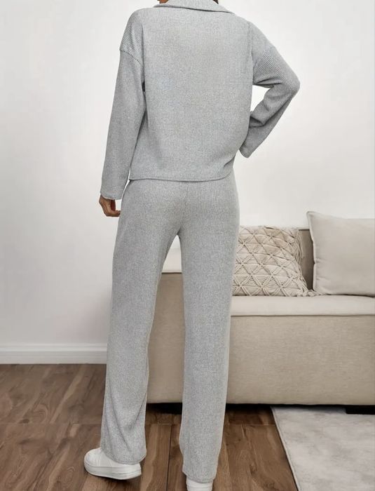 Костюм повсякденний