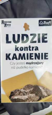 Gra ludzie kontra kamienie