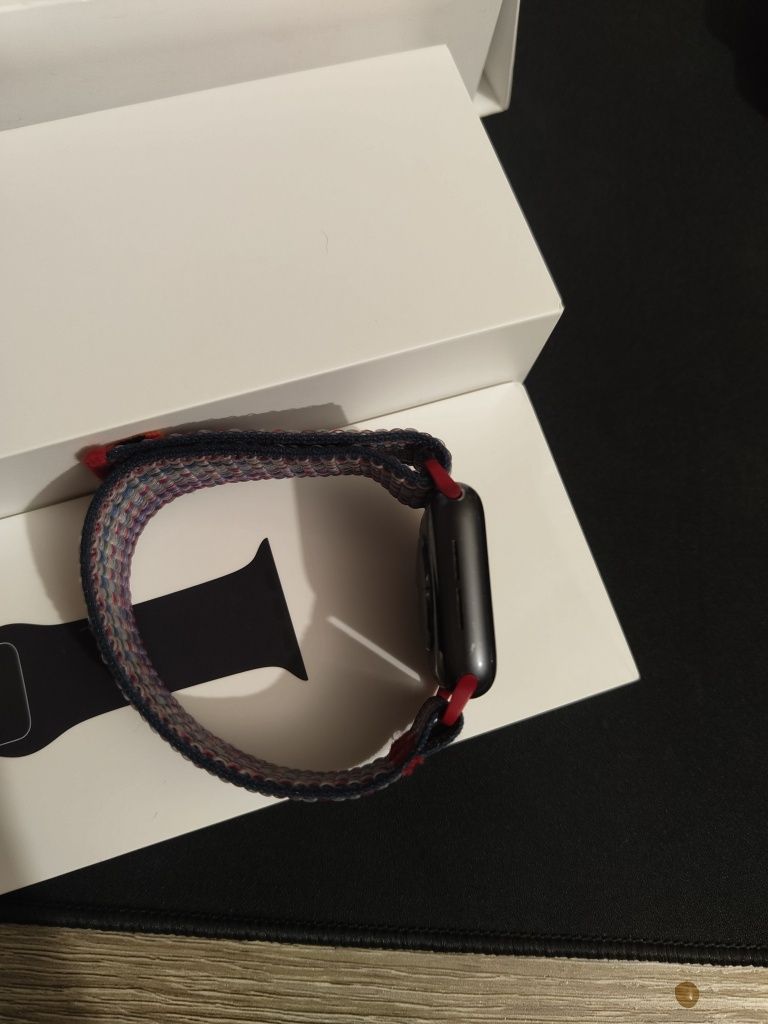 Годинник apple watch series 4