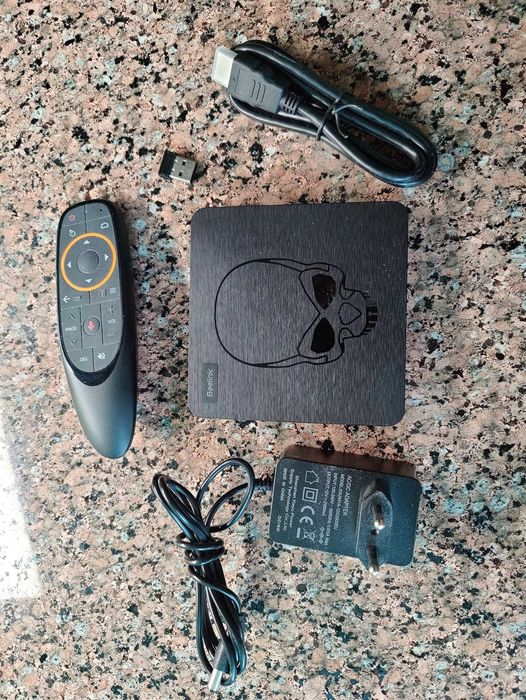 Смарт ТВ приставка Beelink GT-King 4/64GB