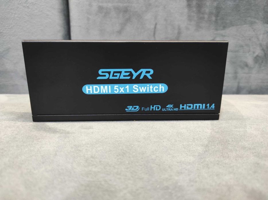 SGEYR Rozdzielacz SWITCH przełącznik HDMI 5 w 1 z Pilotem