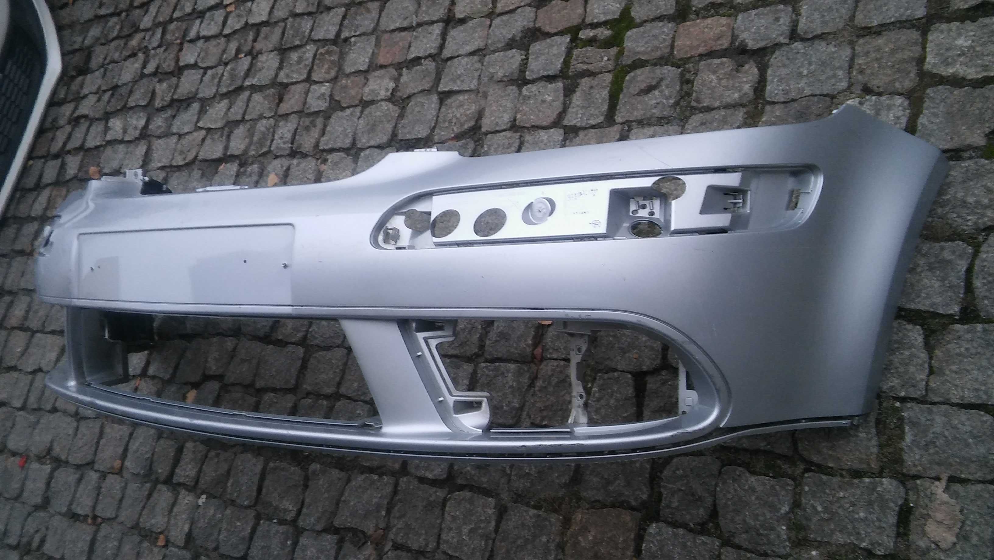 VW Golf 5 Plus,5M0,od 04r,zderzak przód,SREBRNY=LA7W,ślizgi L+P,orygin
