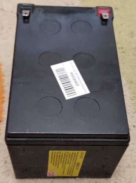 Продам источник бесперебойного питания(ИБП) APC Back-UPS 650 (BK650MI)