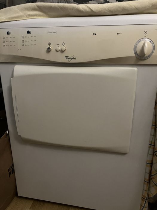 Máquina de Secar Roupa Whirlpool AWZ 321 – 6 kg