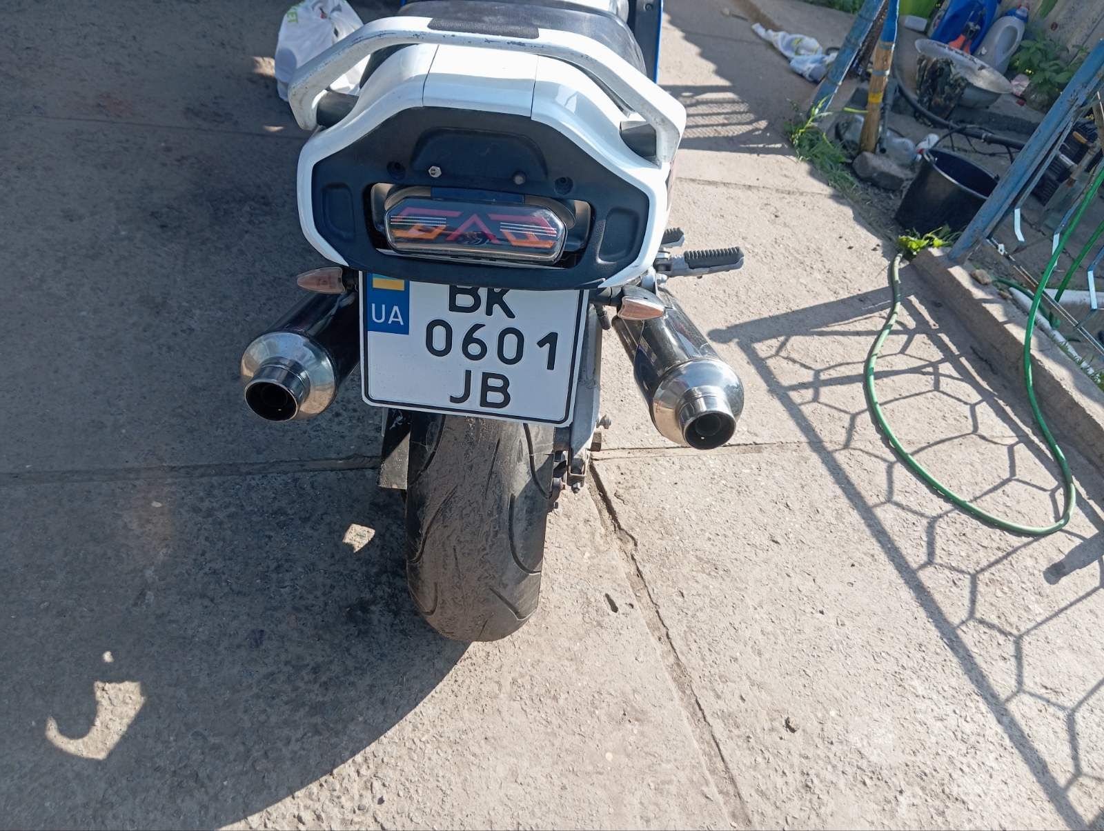 Терміново продається спортбайк Suzuki Gsxr 1100 2000 року