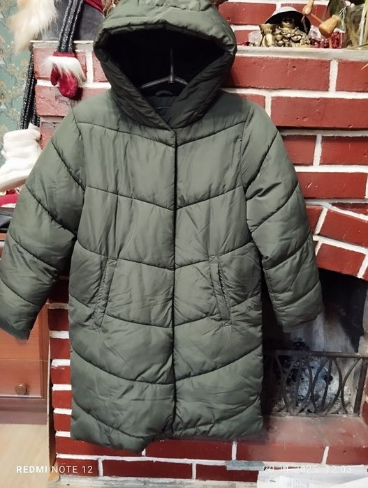 Зимове пальто на дівчинку Next