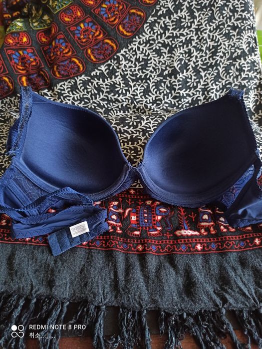 Бюстгальтер на выбор.