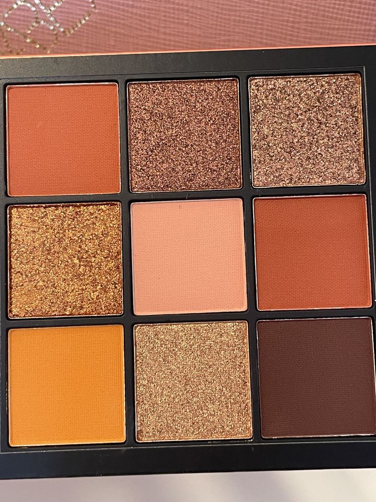 Huda Beauty Topaz - paleta cieni