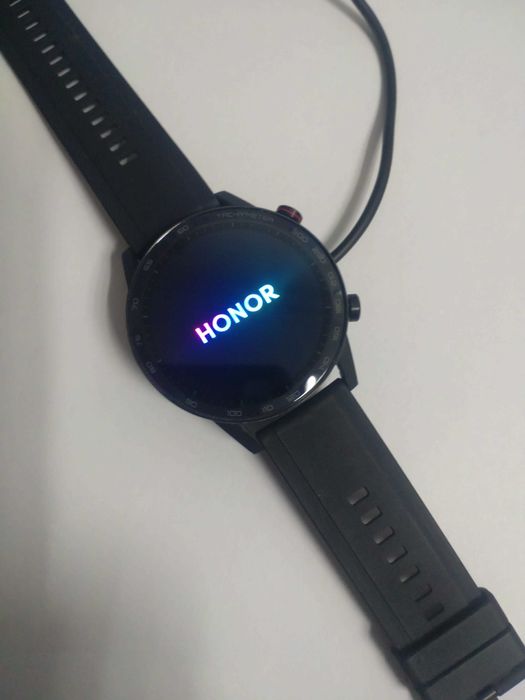 Продам смарт часи Honor