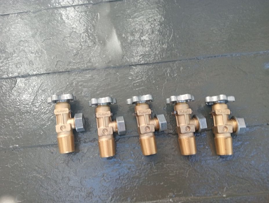 Продам крани ЛАТУНЬ ГБ-2