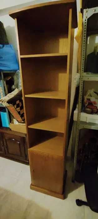 Móvel em Pinho maciço